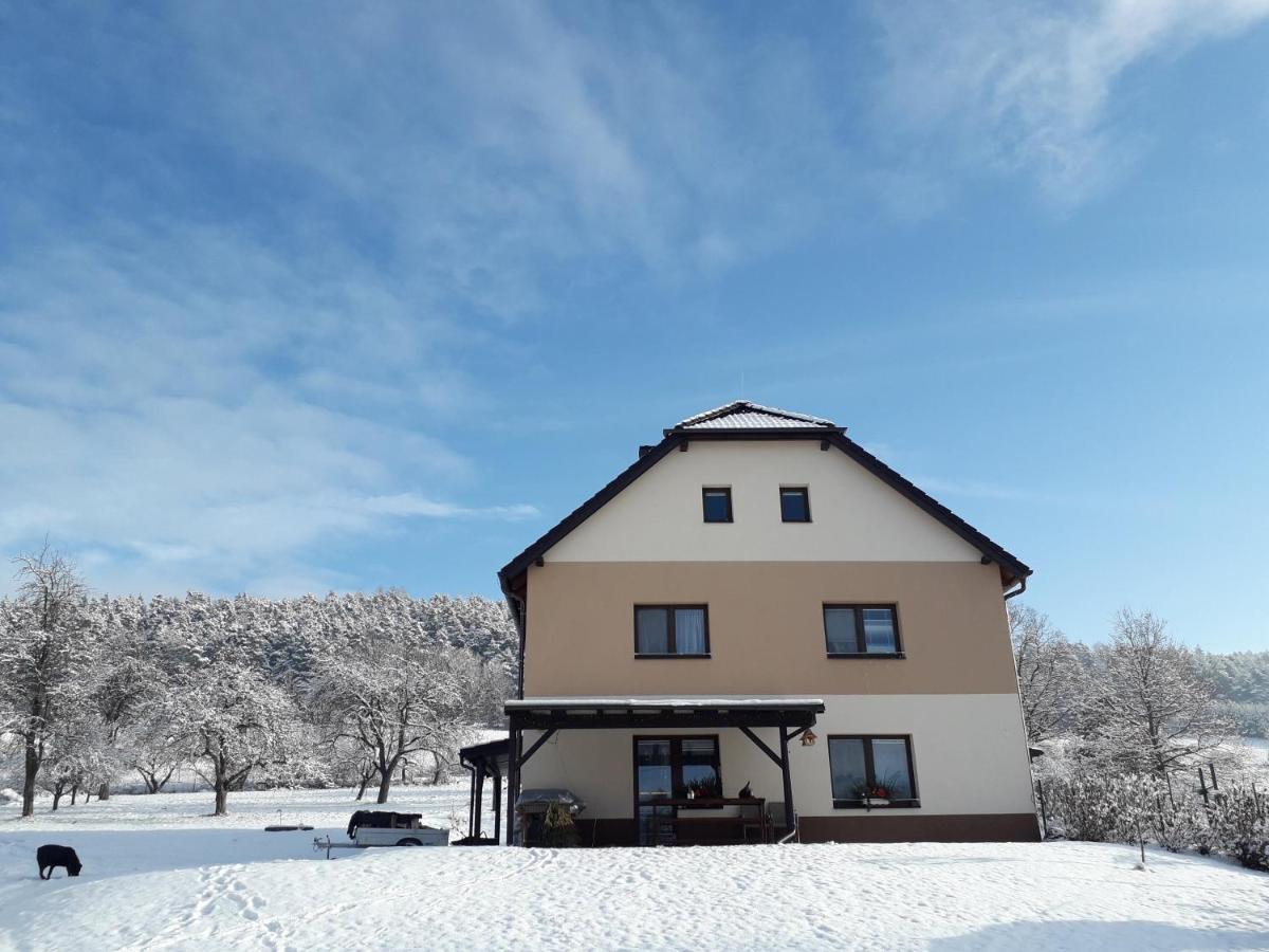 Apartman L M Kajov Екстер'єр фото