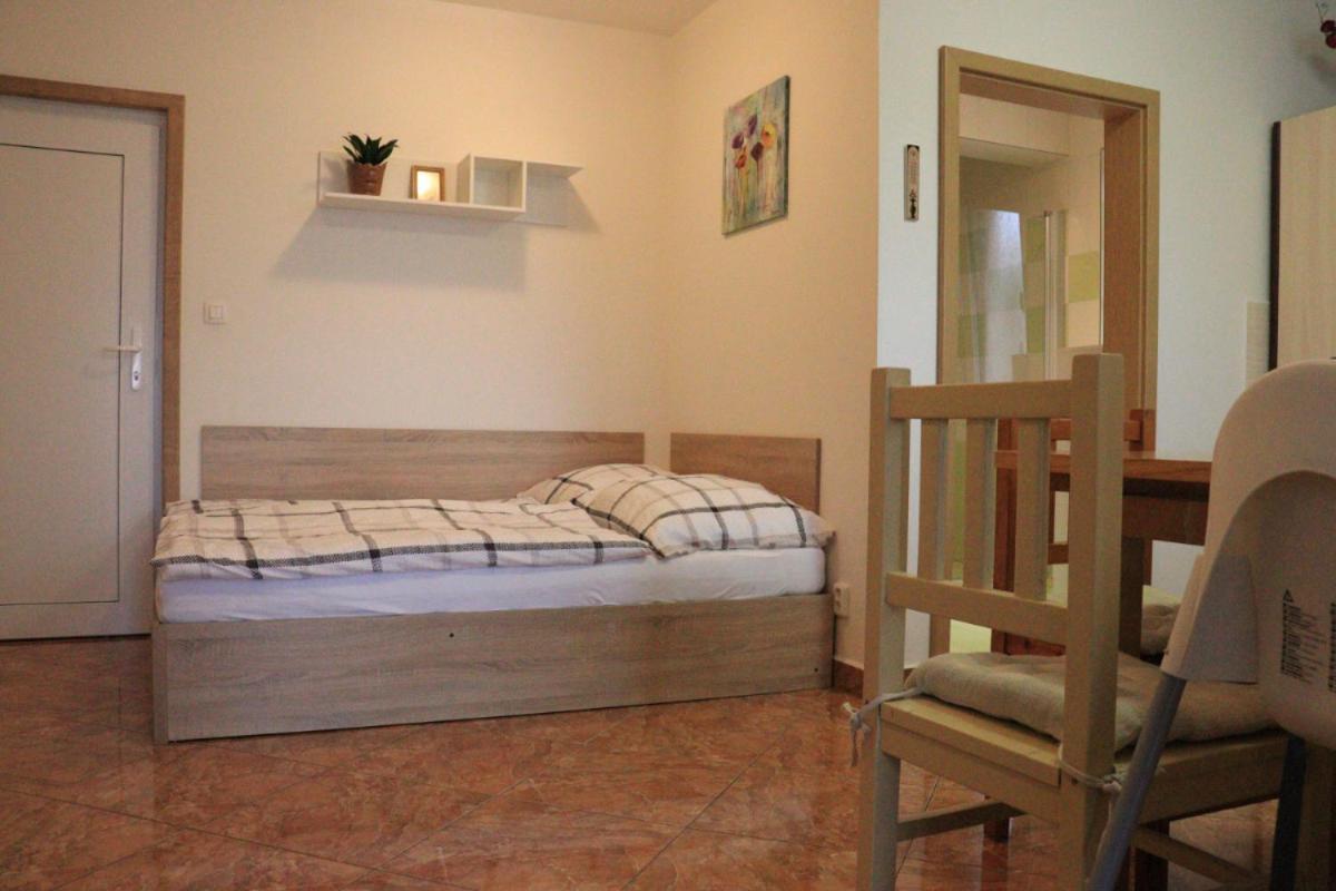 Apartman L M Kajov Екстер'єр фото